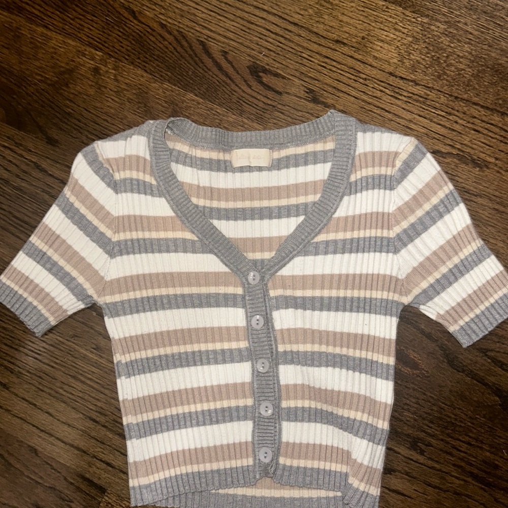 Altard state short sleeve sweater